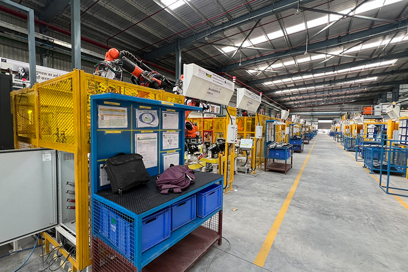 spot-welding-cell-1